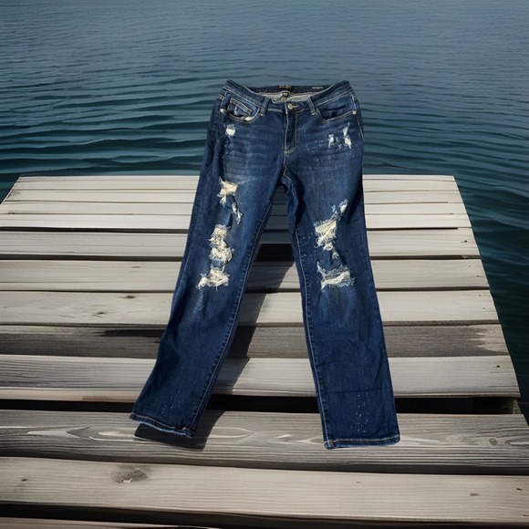 Judy Blue Boyfriend Fit Jeans Womens 11/30 (30x26) Mid-Rise Distressed Stretch - Picture 1 of 8